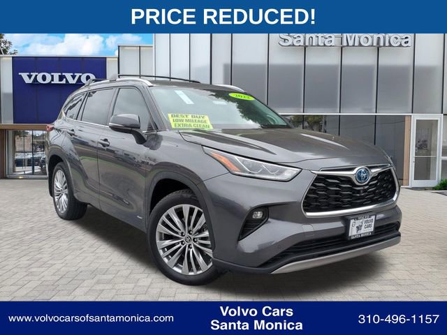 Used 2022 Toyota Highlander Platinum image 1