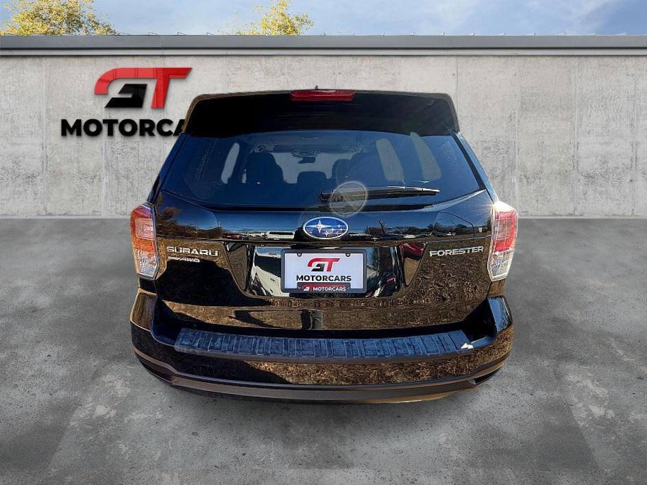 Used 2018 Subaru Forester 2.5i Premium w/ All-Weather Package image 5