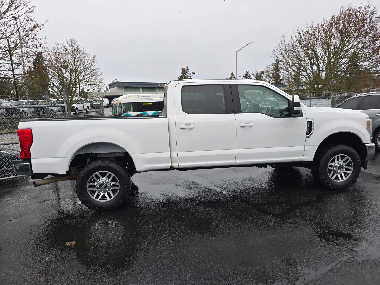 Used 2019 Ford F250 Lariat w/ Lariat Value Package AWD/4WD image 6