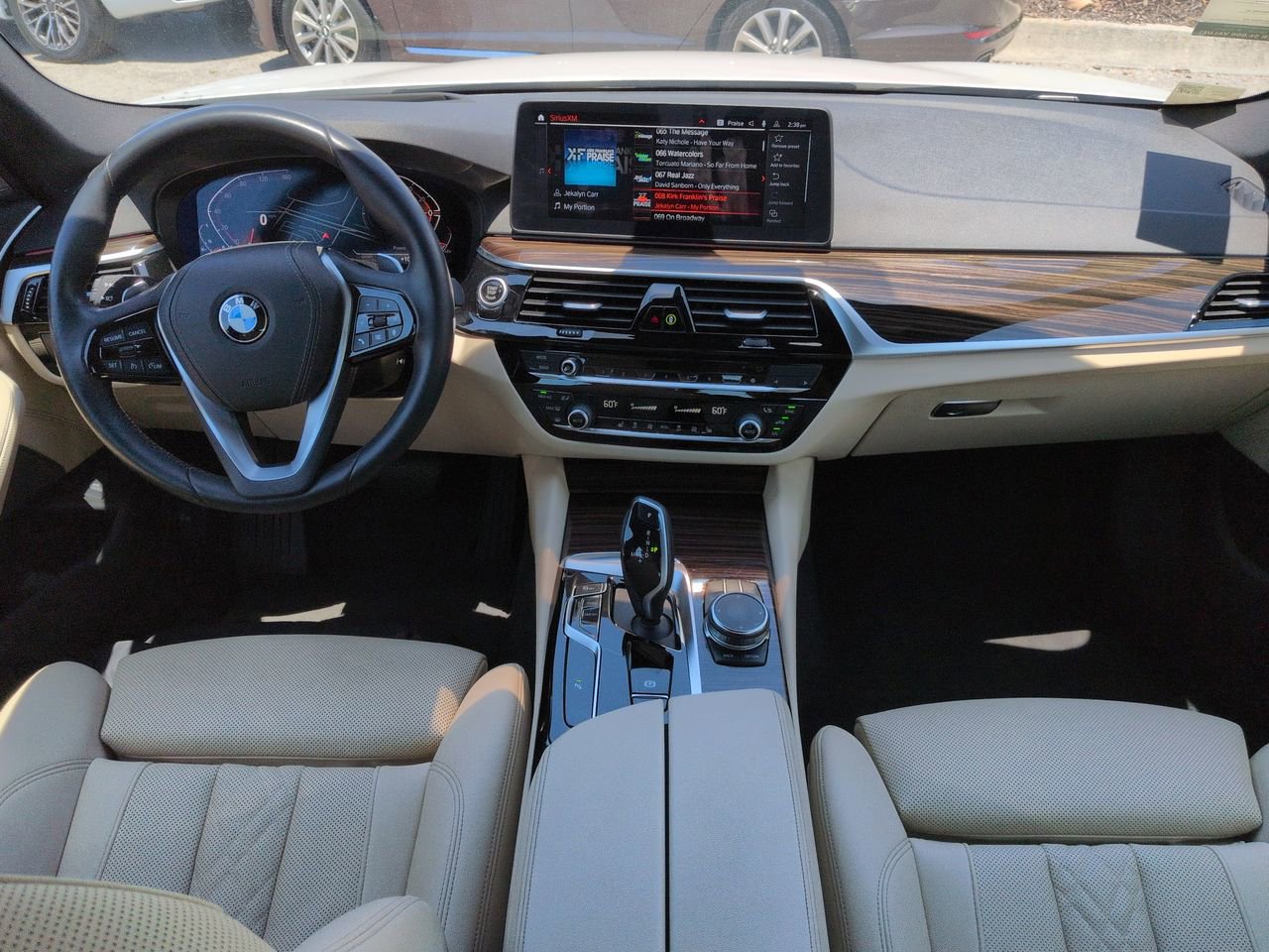 Used 2023 BMW 540i w/ Premium Package RWD image 15