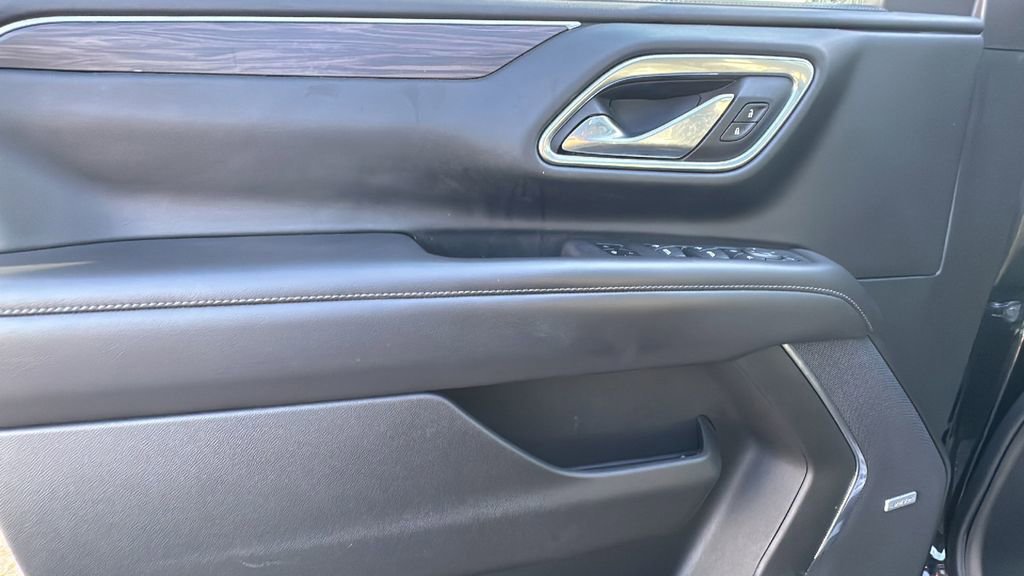 Used 2021 Chevrolet Tahoe Z71 w/ Z71 Signature Package image 14