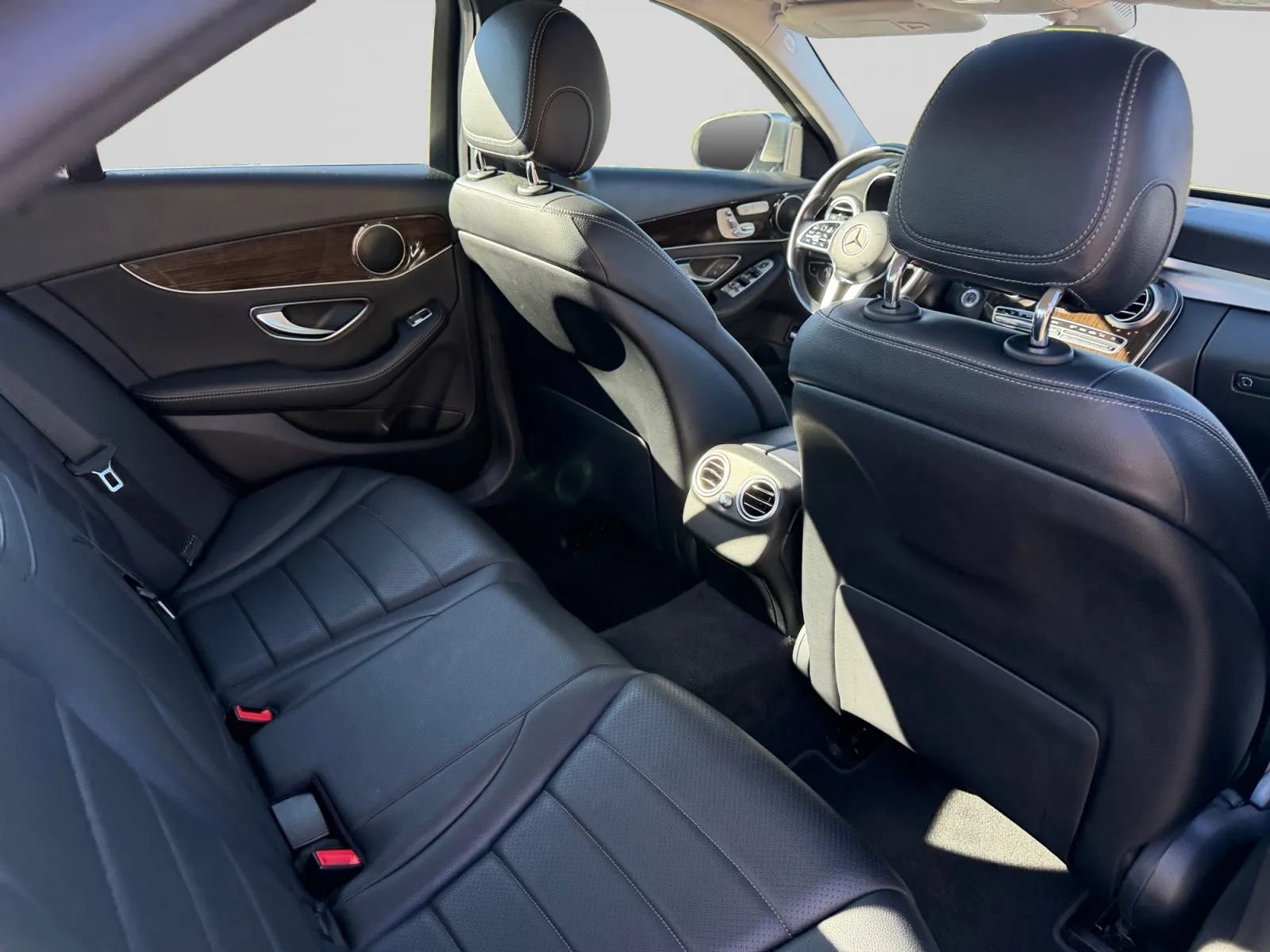 Used 2019 Mercedes-Benz C 300 4MATIC Sedan image 30