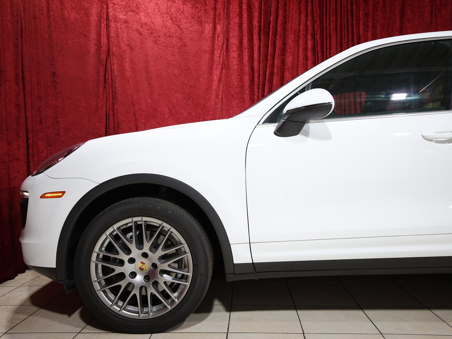 Used 2017 Porsche Cayenne image 5