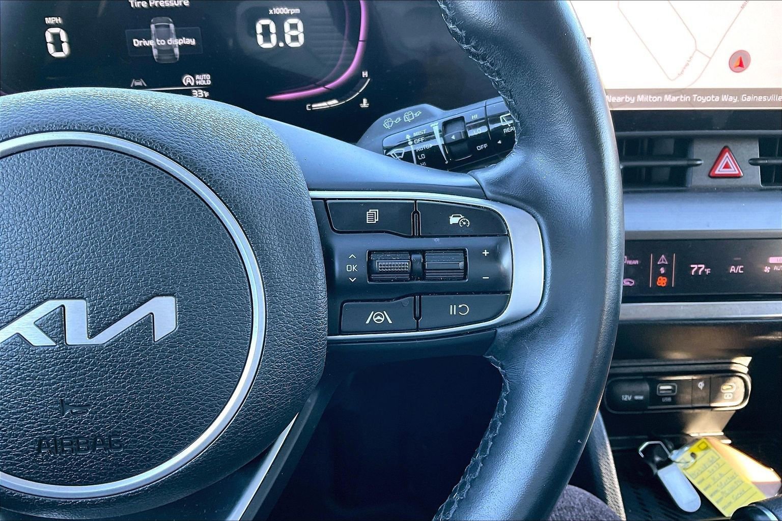 Used 2023 Kia Sportage EX image 12