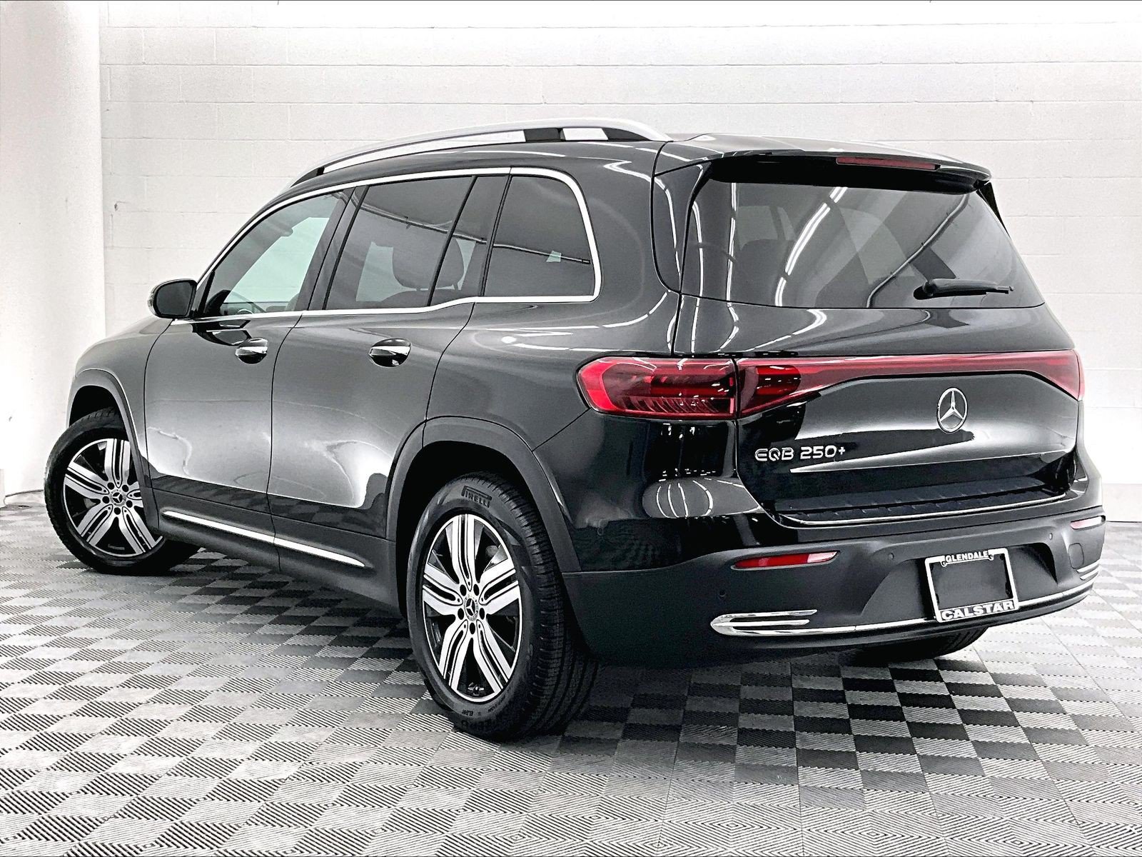 Certified 2024 Mercedes-Benz EQB 250+ image 10