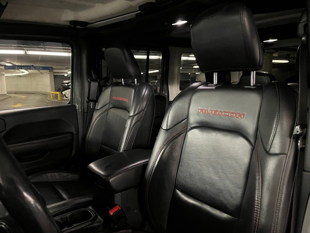 Used 2018 Jeep Wrangler Unlimited Rubicon w/ Dual Top Group image 16