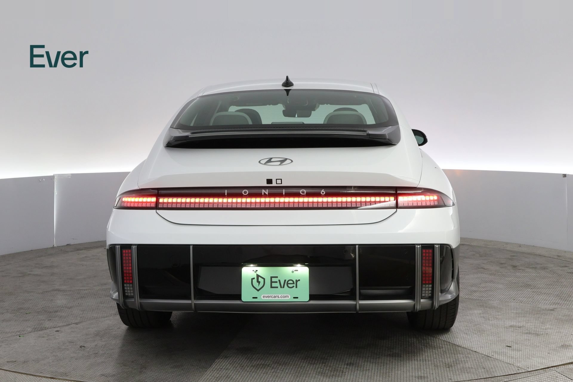 Used 2024 Hyundai Ioniq 6 Limited RWD image 15