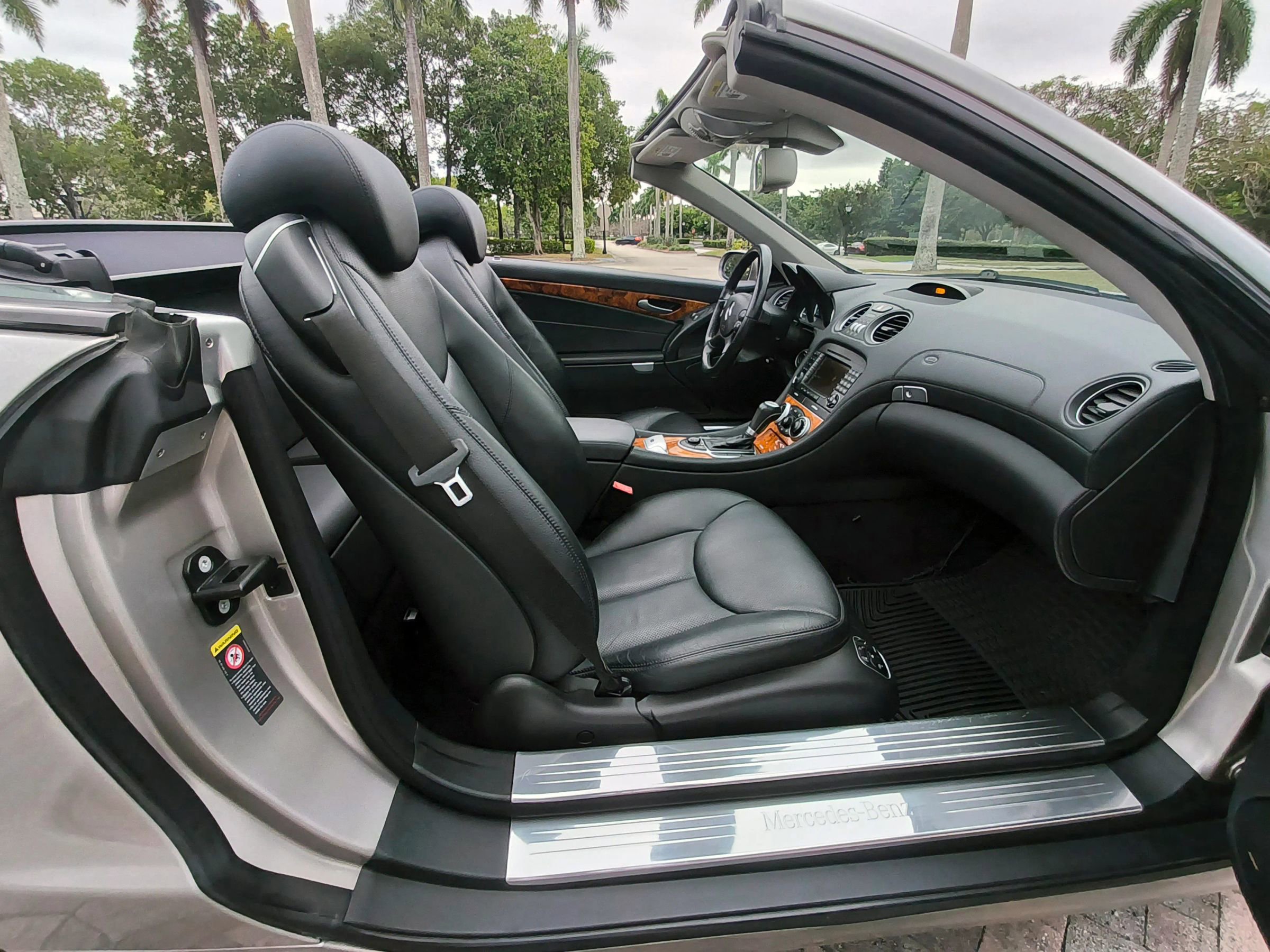 Used 2007 Mercedes-Benz SL 550 image 18
