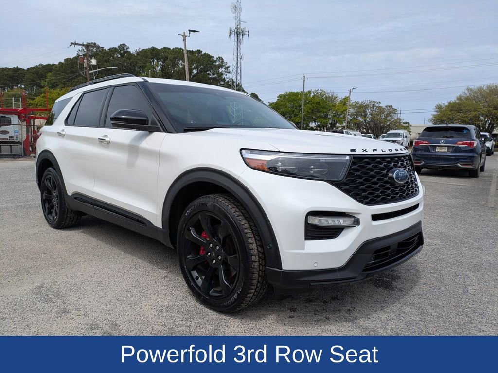 Used 2020 Ford Explorer ST w/ ST Street Pack image 2