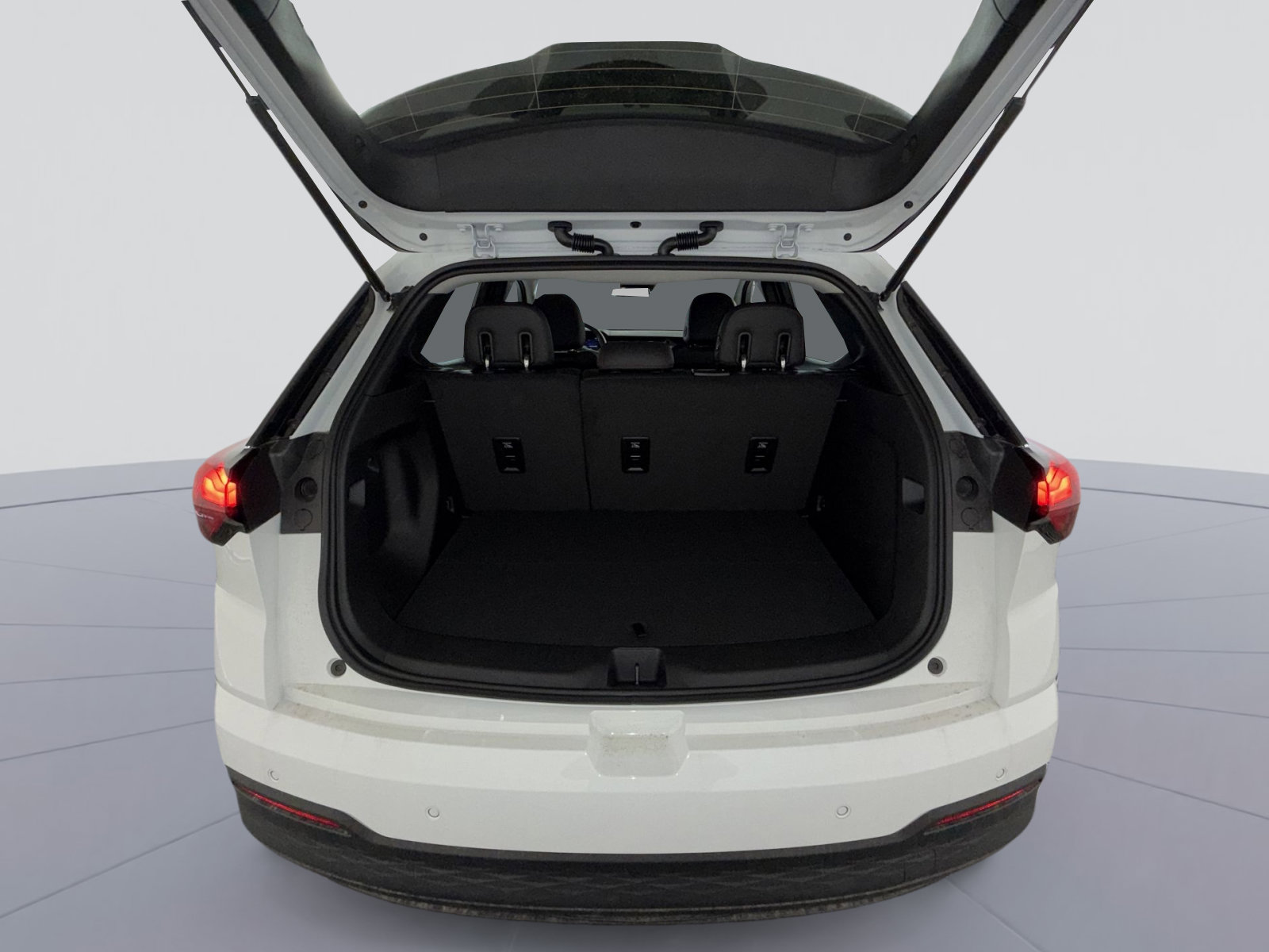 New 2027 Chevrolet Bolt RS FWD image 25