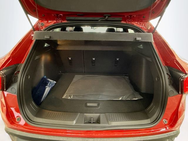 New 2026 Chevrolet Trax RS w/ Driver Confidence Package image 25