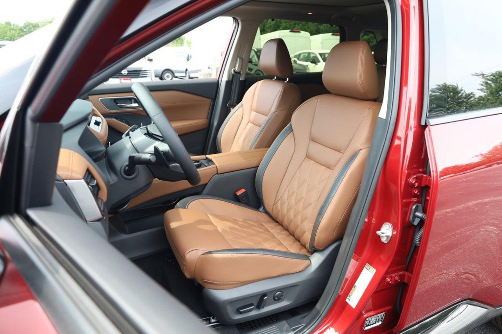 New 2026 Nissan Rogue Platinum AWD/4WD image 8