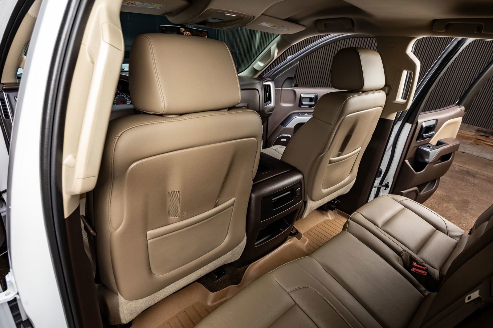 Used 2015 Chevrolet Silverado 2500 LTZ w/ LTZ Plus Package AWD/4WD image 29