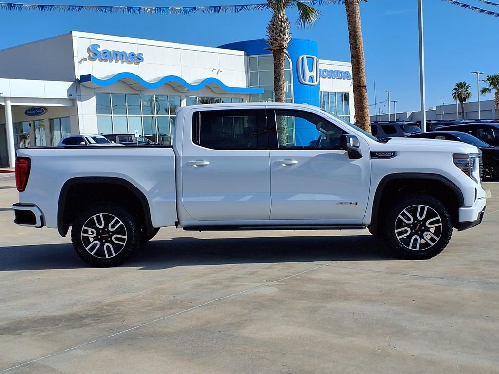 Used 2024 GMC Sierra 1500 AT4 w/ Technology Package AWD/4WD image 8