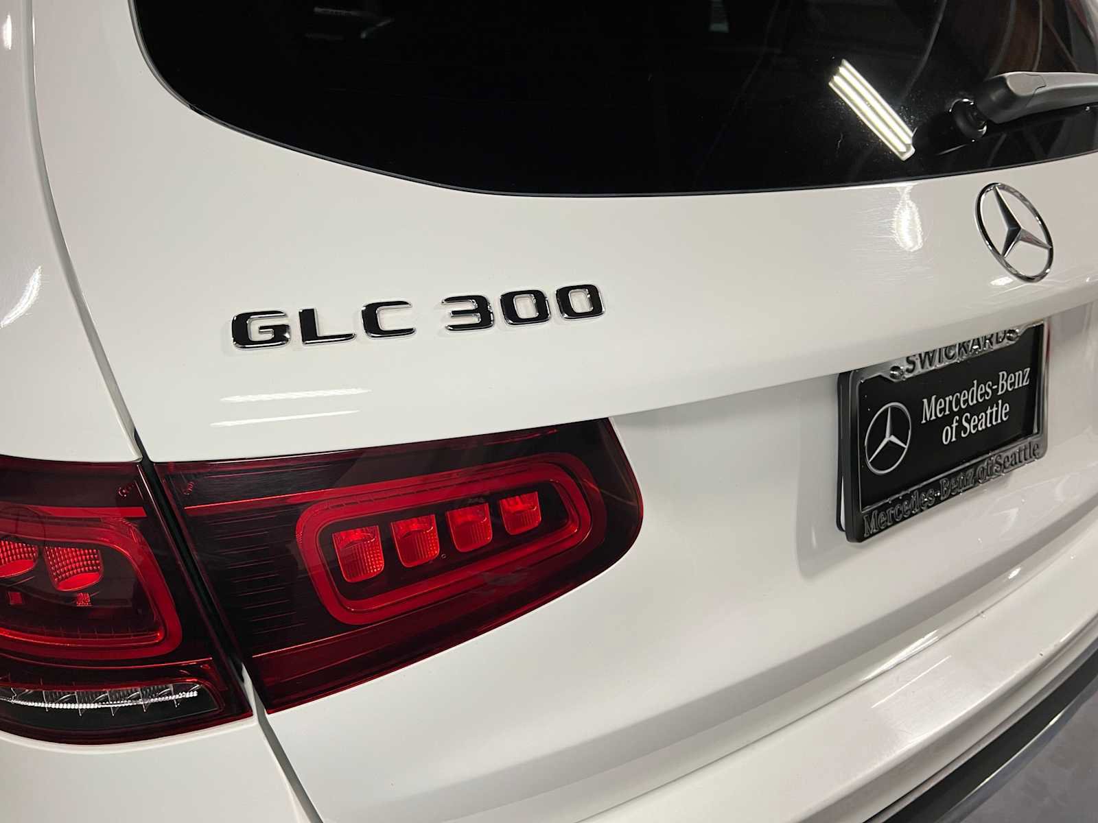 Used 2020 Mercedes-Benz GLC 300 4MATIC image 13