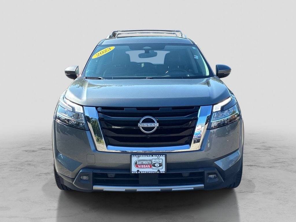 Certified 2023 Nissan Pathfinder Platinum AWD/4WD image 2