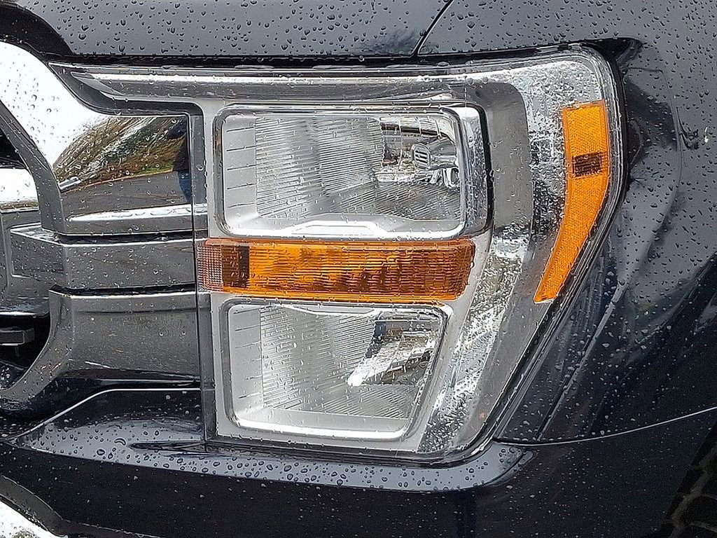 Used 2023 Ford F150 XLT w/ XTR Package image 9