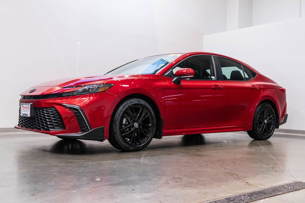 Used 2026 Toyota Camry SE w/ Convenience Package FWD image 3