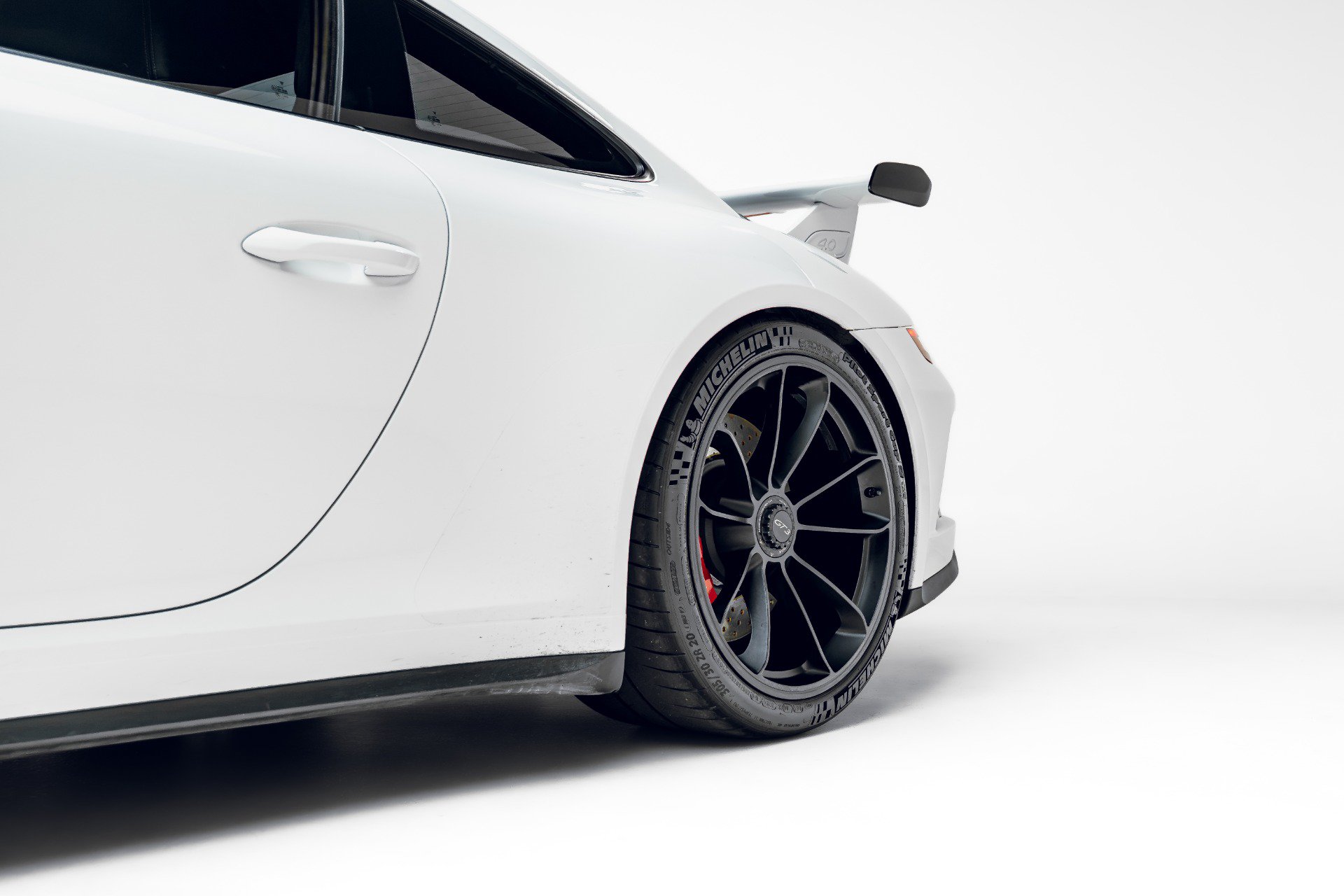 Used 2018 Porsche 911 GT3 RWD image 8