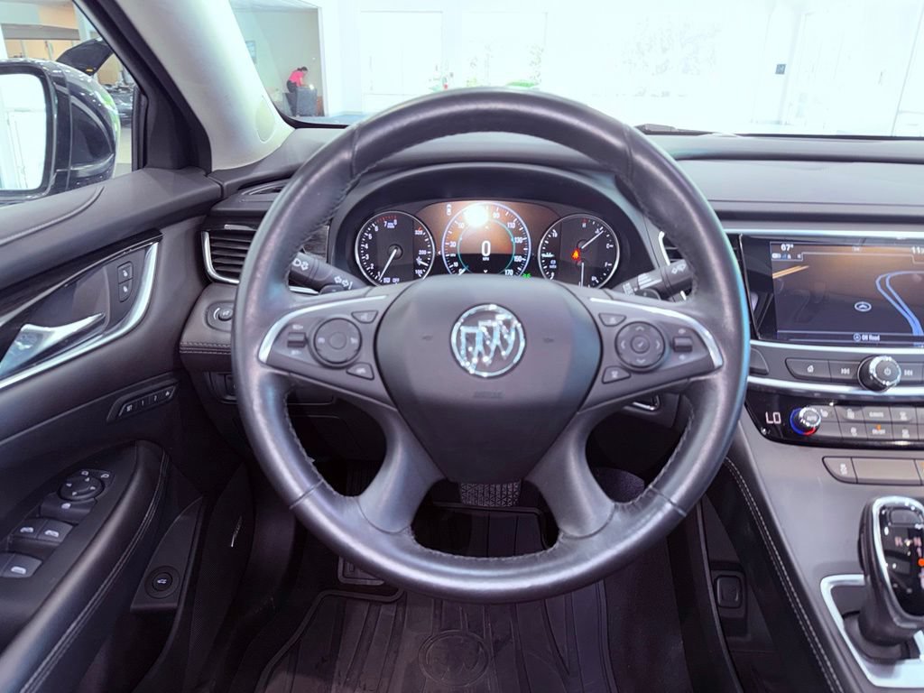 Used 2017 Buick LaCrosse Essence FWD image 18