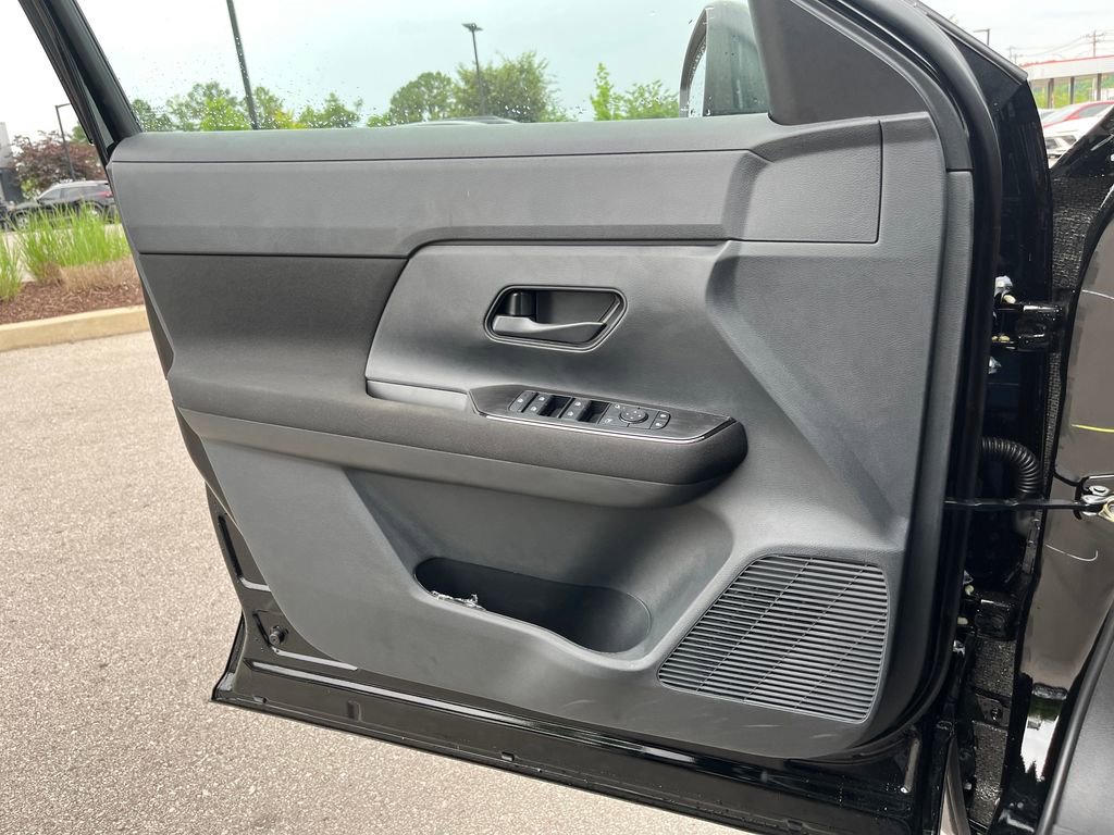 New 2026 Nissan Kicks S FWD image 11