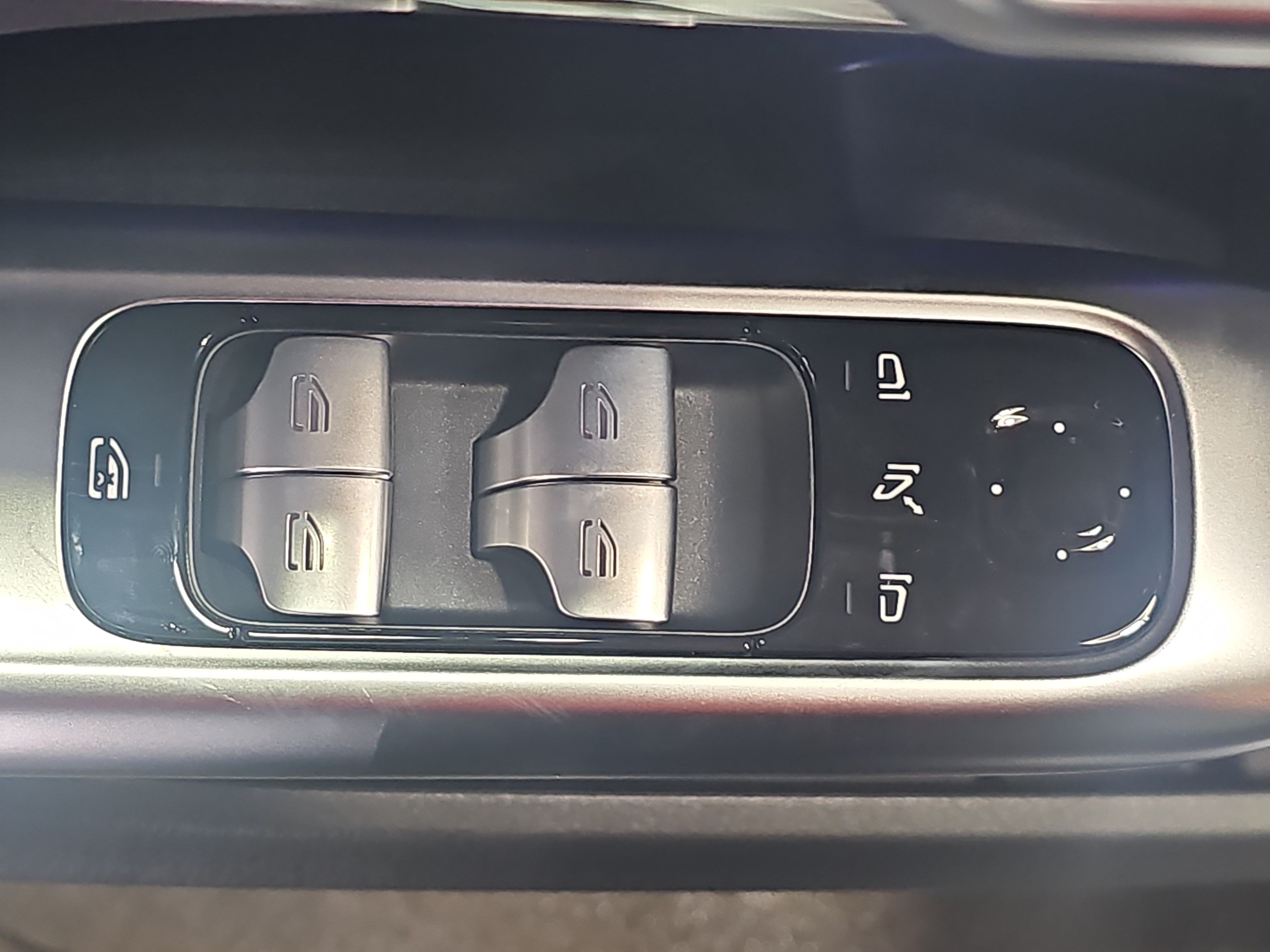 New 2026 Mercedes-Benz C 300 Sedan image 28