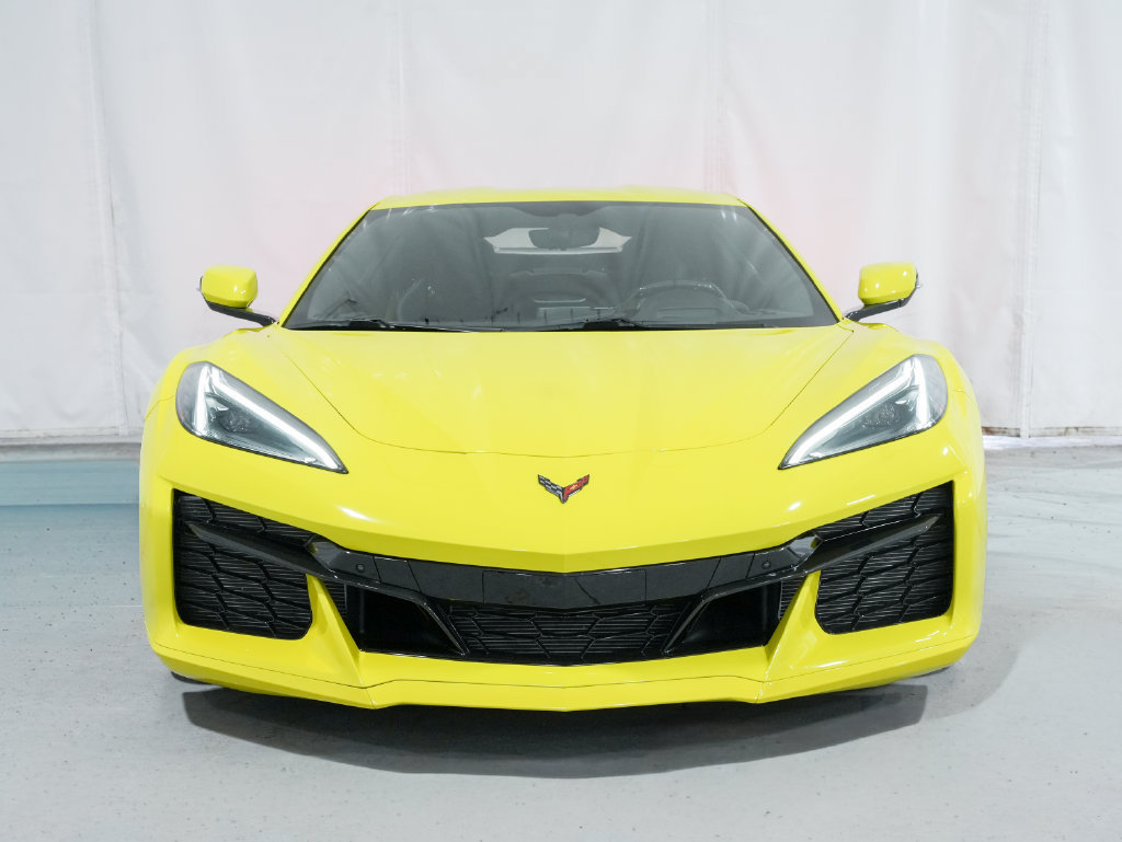 Used 2023 Chevrolet Corvette Z06 RWD image 5
