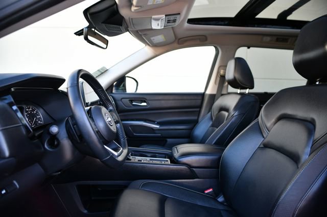 Used 2023 Nissan Pathfinder SL w/ SL Premium Package image 22