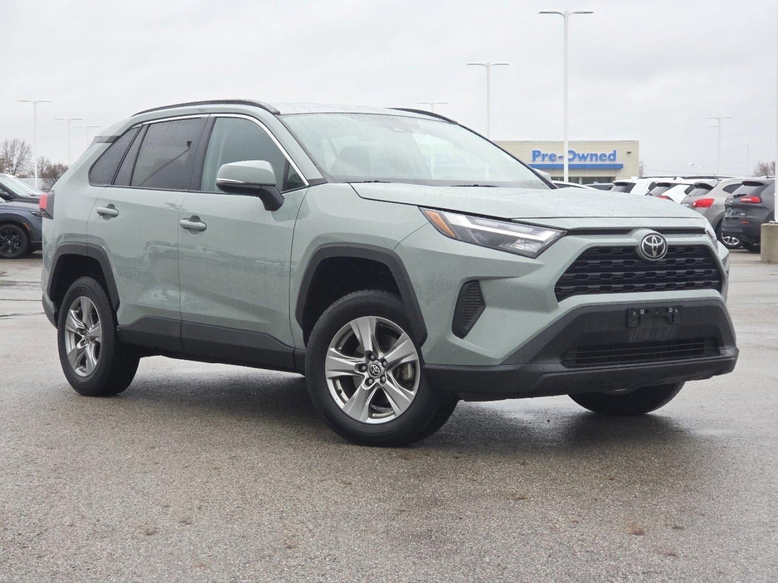 Used 2023 Toyota RAV4 XLE video 2