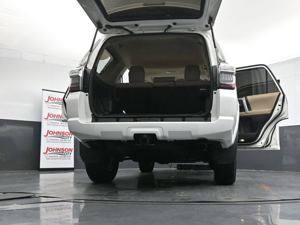 Used 2023 Toyota 4Runner SR5 Premium w/ Moonroof Package AWD/4WD image 44