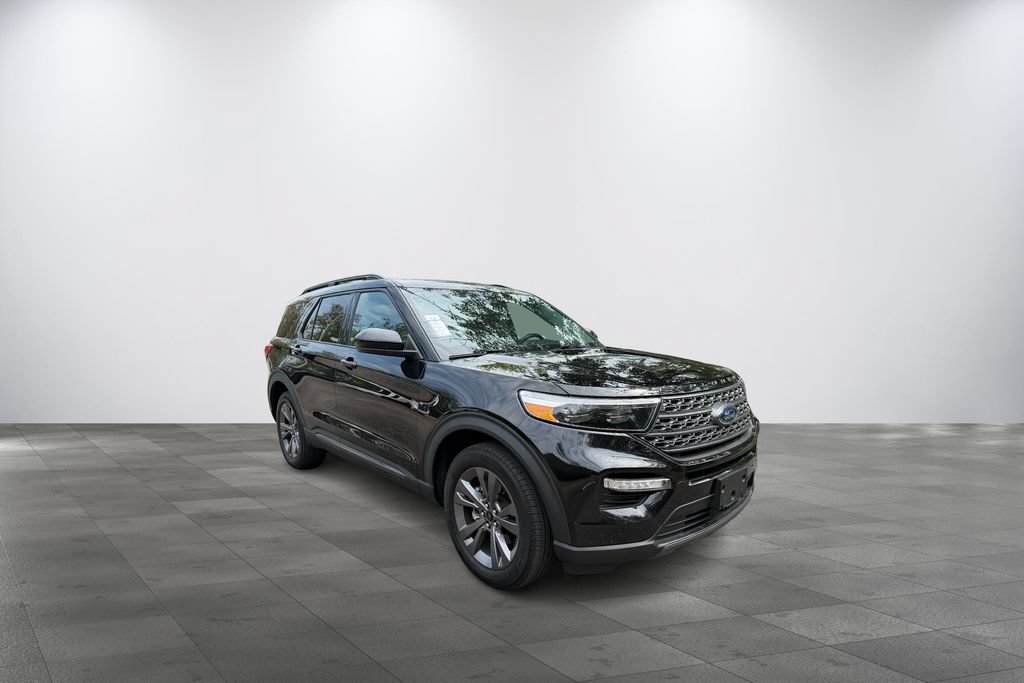 Used 2023 Ford Explorer XLT w/ Equipment Group 202A AWD/4WD video 1