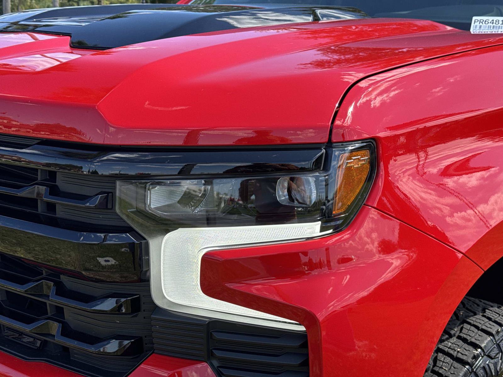 Used 2024 Chevrolet Silverado 1500 LT Trail Boss w/ Convenience Package II AWD/4WD image 9
