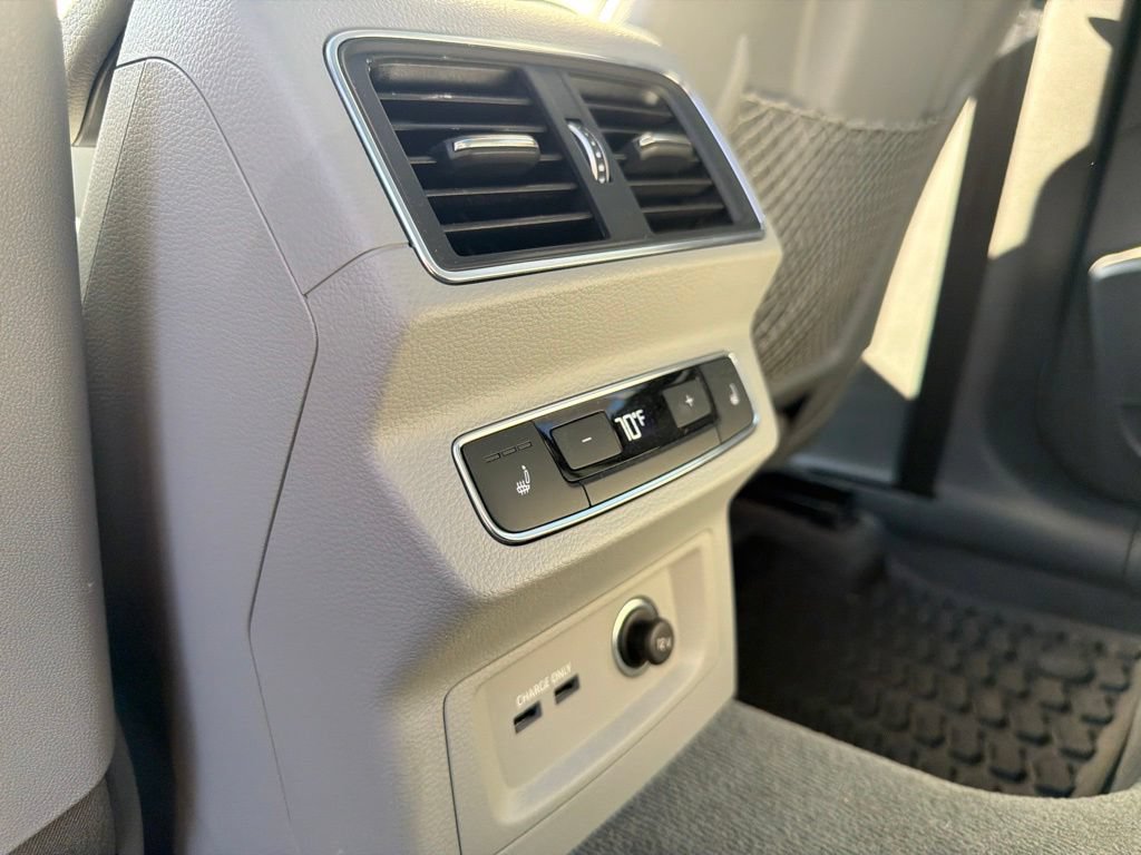 Used 2019 Audi Q5 2.0T Premium Plus w/ Premium Plus Package AWD/4WD image 24