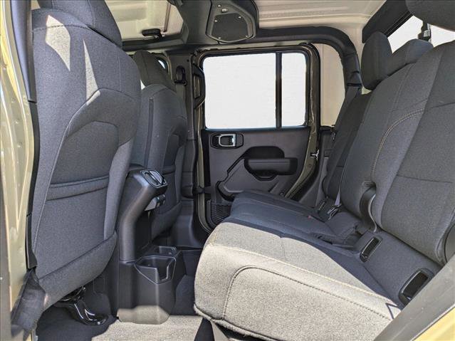 New 2025 Jeep Gladiator Willys image 15