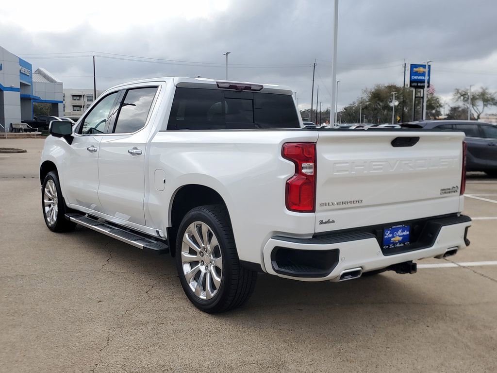 Used 2020 Chevrolet Silverado 1500 High Country w/ Technology Package image 4