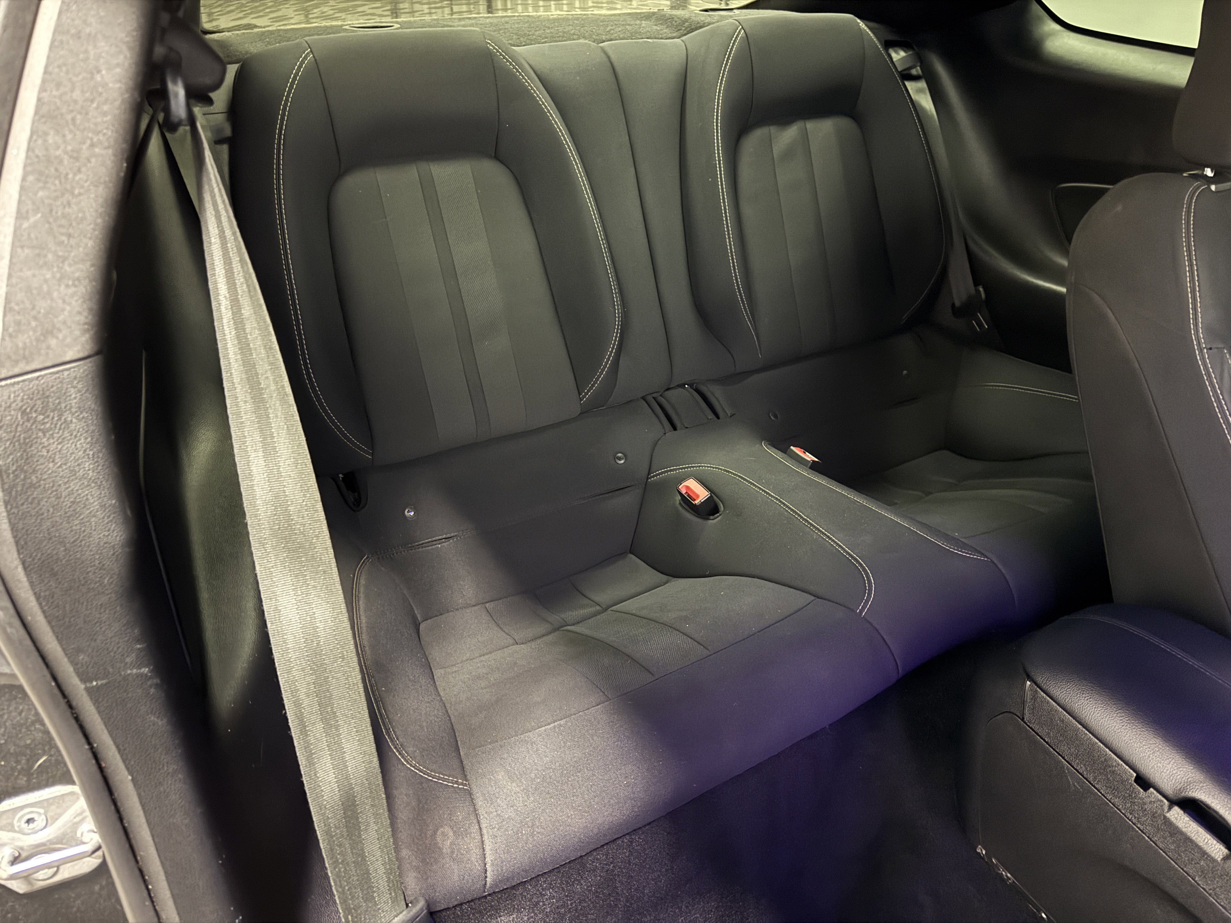 Used 2019 Ford Mustang Coupe image 16