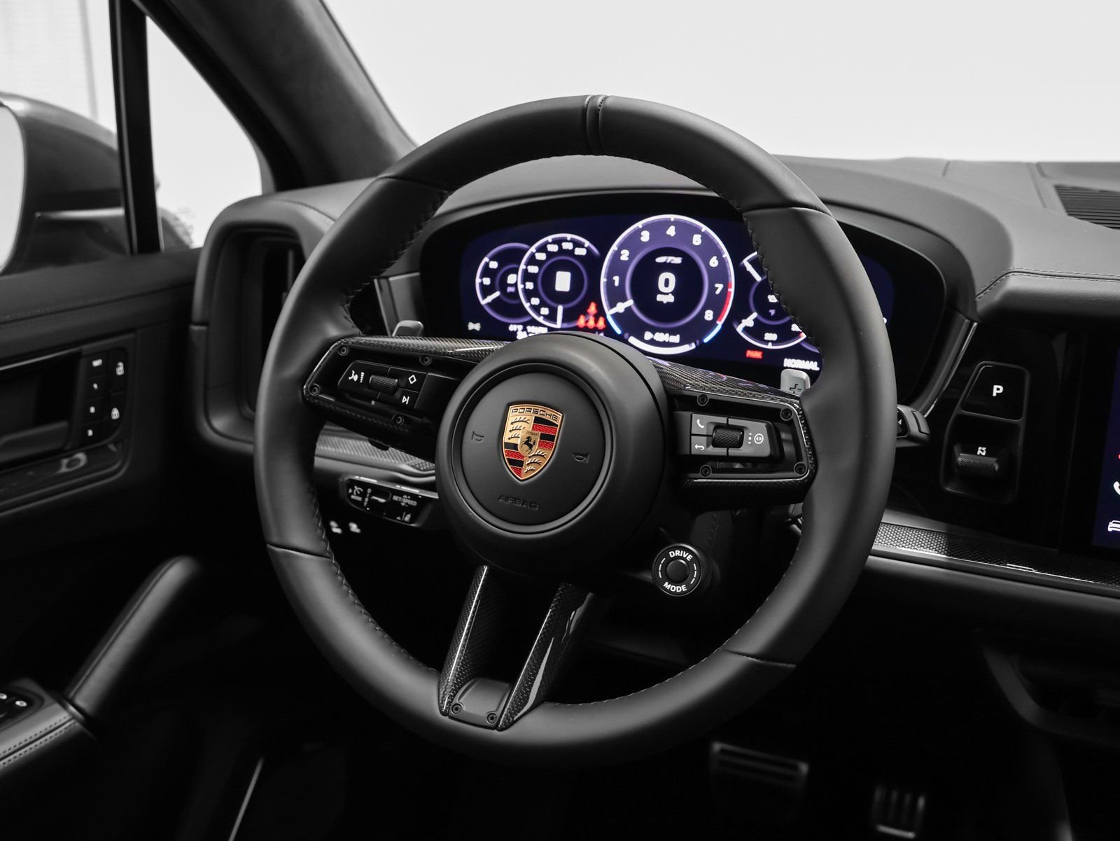 New 2026 Porsche Cayenne GTS image 35