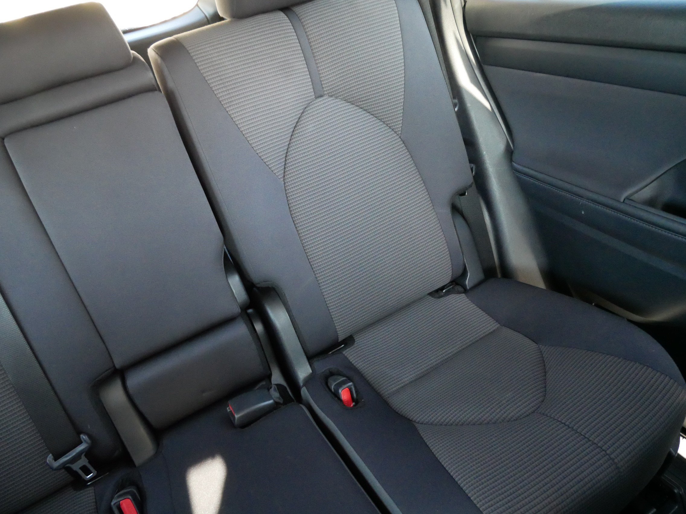 Certified 2024 Toyota Highlander LE AWD/4WD image 14