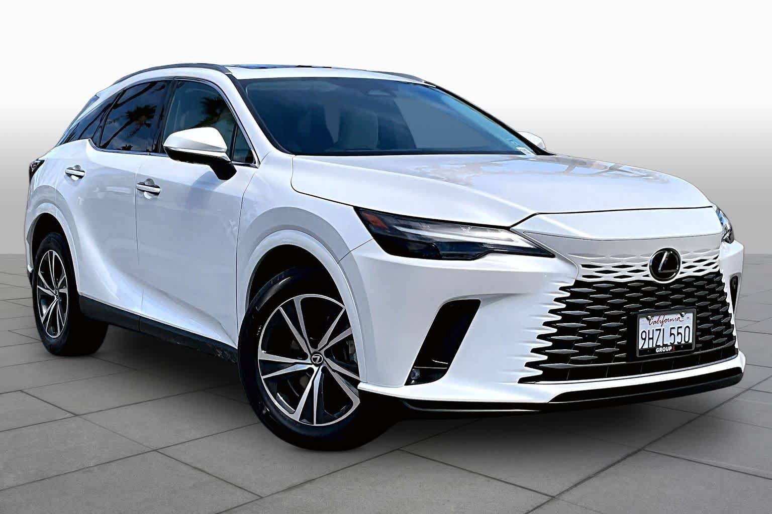 Used 2023 Lexus RX 350 Premium FWD image 2