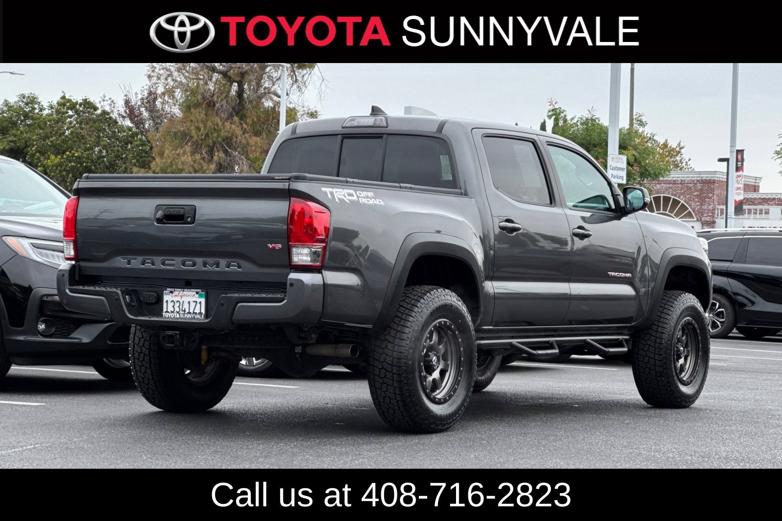 Used 2016 Toyota Tacoma TRD Off-Road RWD image 6