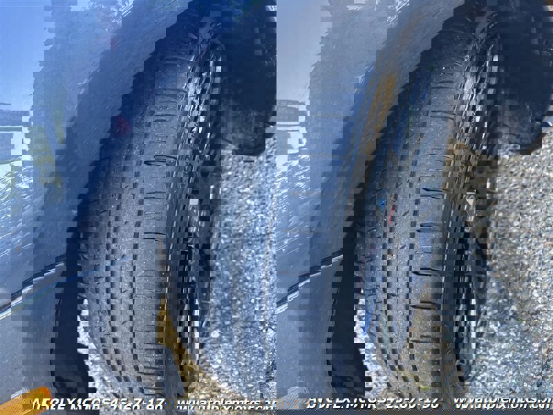 Used 2008 Chrysler Crossfire Limited image 21