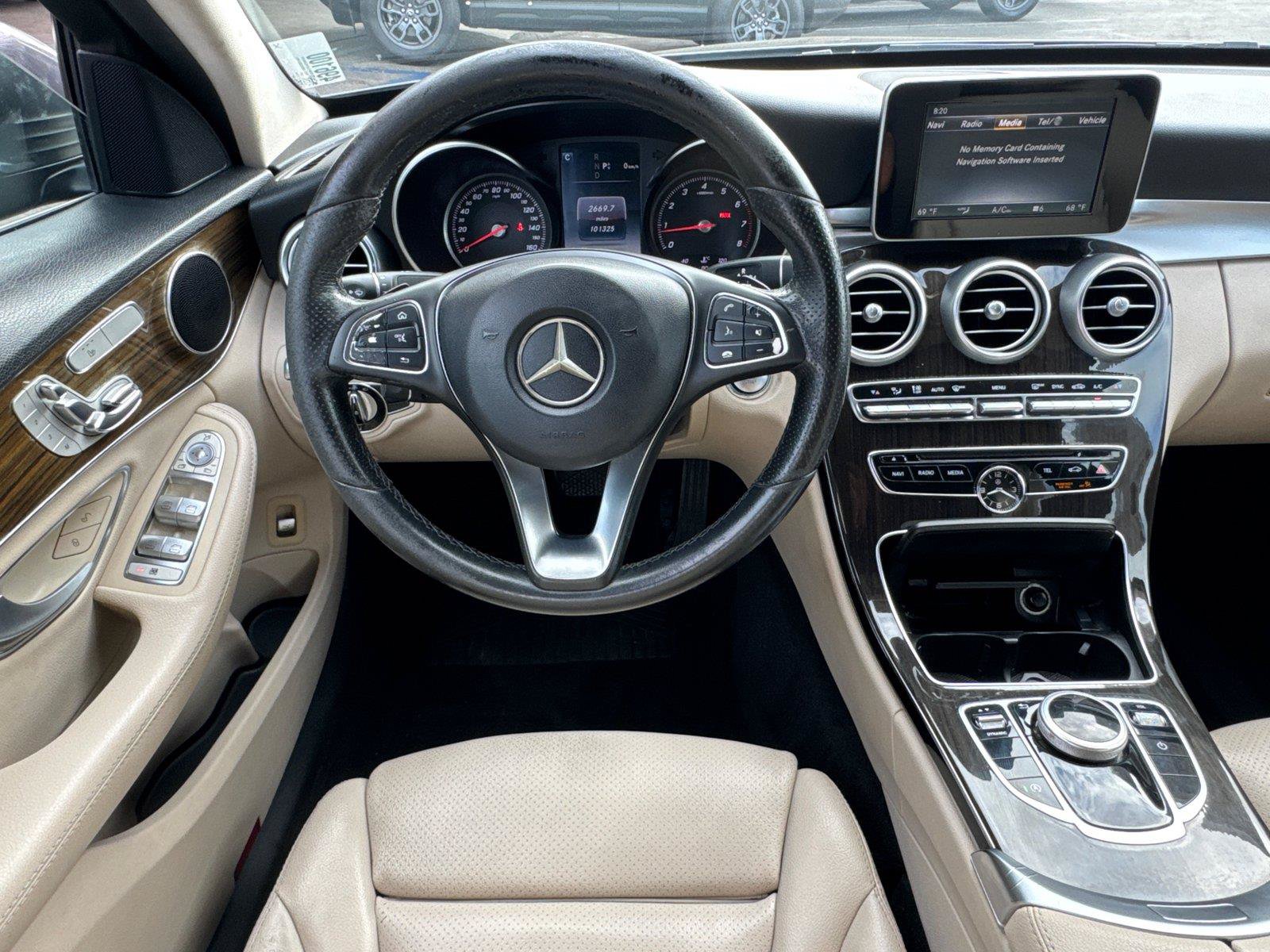 Used 2017 Mercedes-Benz C 300 Sedan image 21