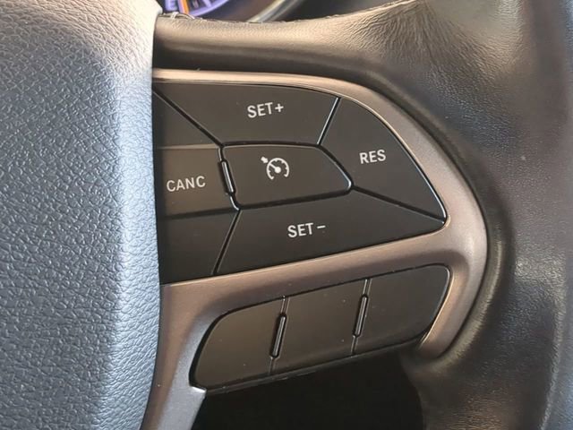 Used 2021 Jeep Grand Cherokee Laredo X image 32