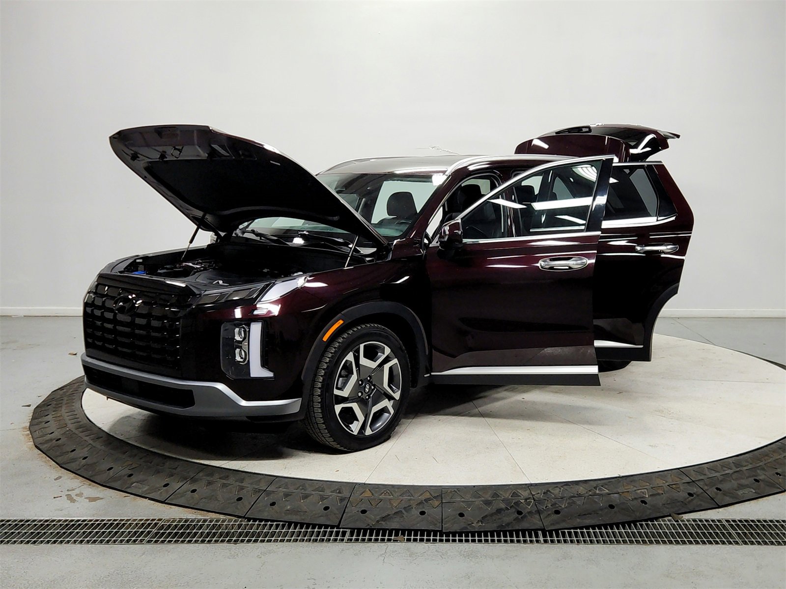 Used 2023 Hyundai Palisade SEL w/ Premium Package image 11