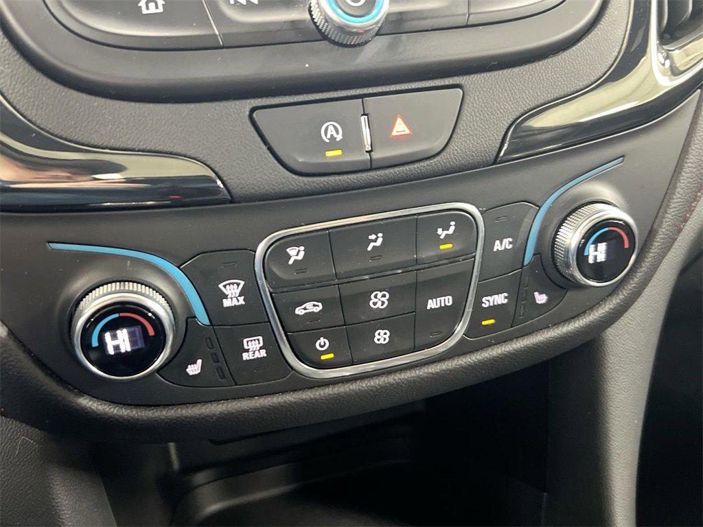 Used 2022 Chevrolet Equinox RS w/ RS Leather Package image 15