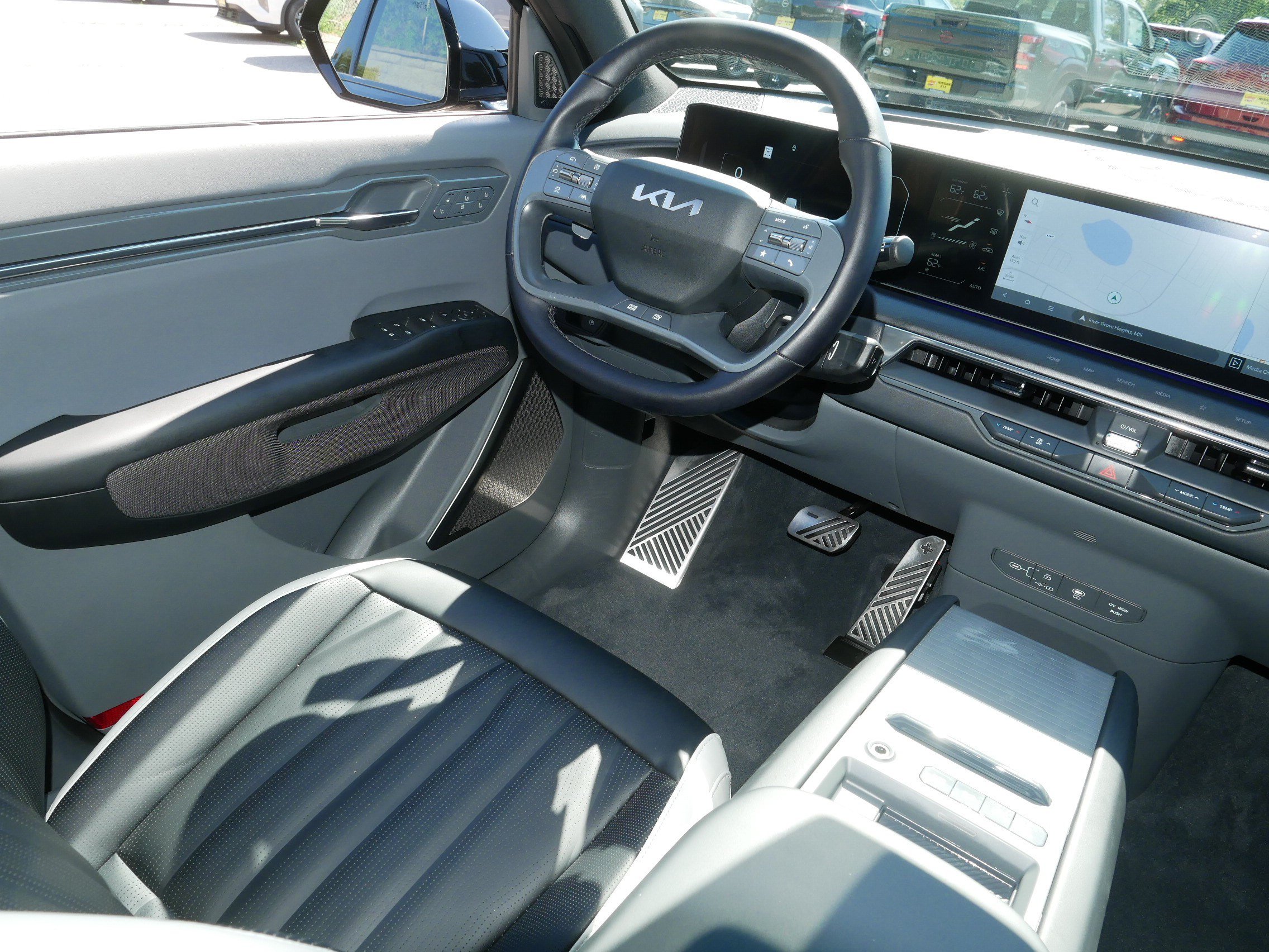 Certified 2024 Kia EV9 GT-Line AWD/4WD image 9