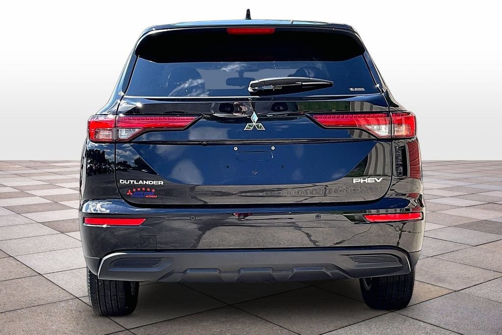 Used 2025 Mitsubishi Outlander ES AWD/4WD image 4