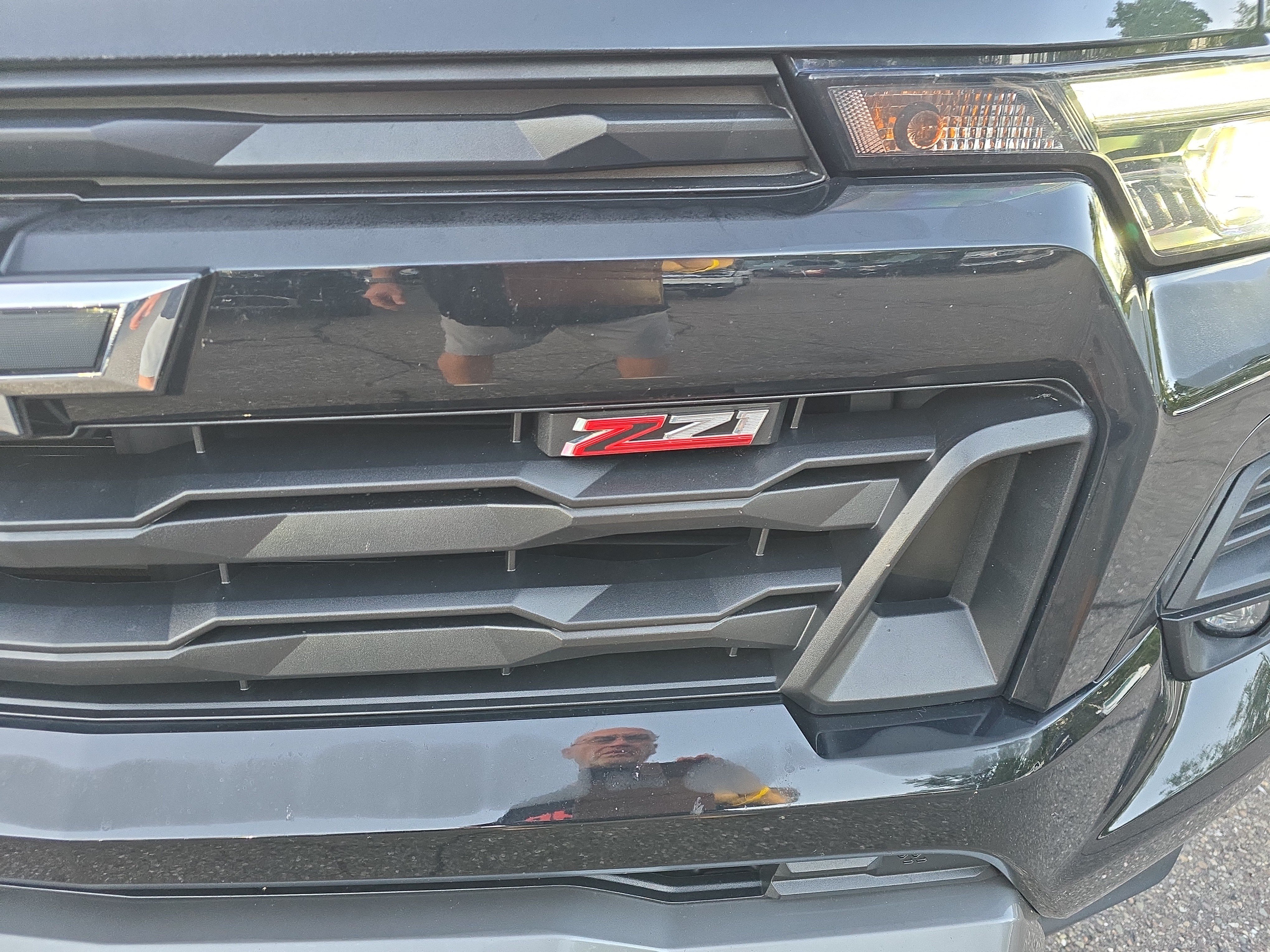 Used 2024 Chevrolet Colorado Z71 w/ Z71 Convenience Package 2 AWD/4WD image 11