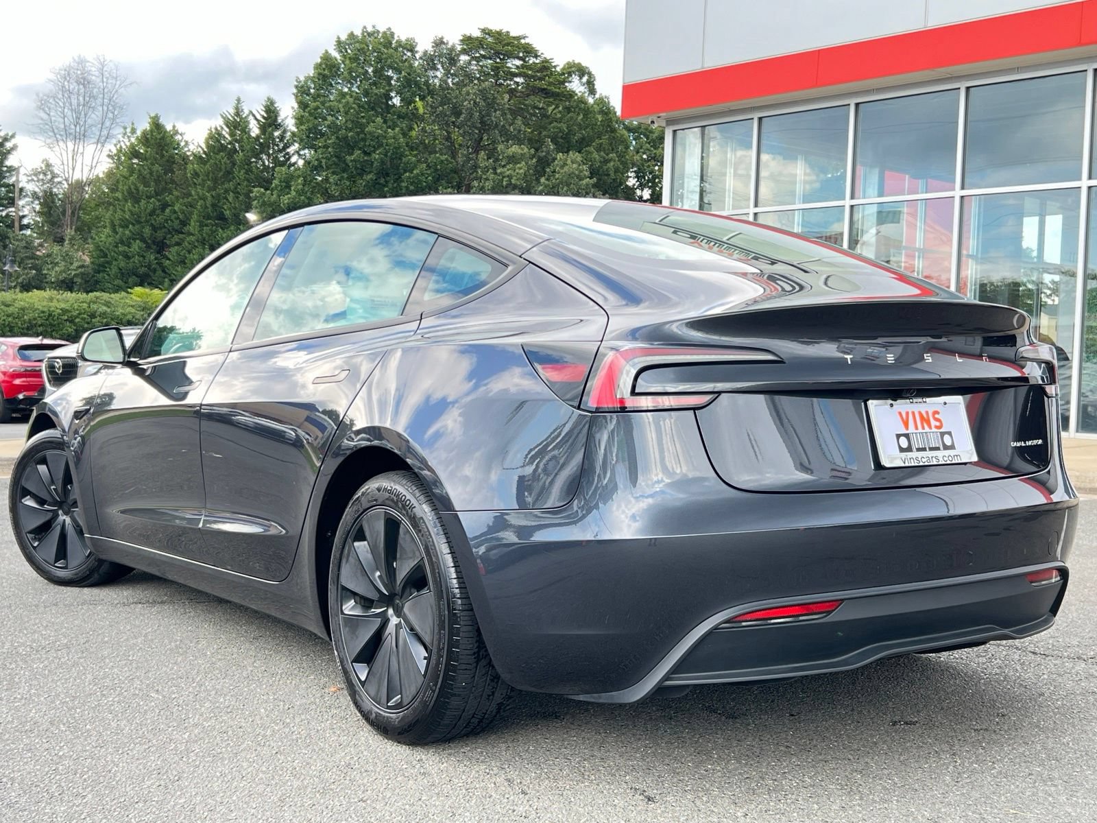 Used 2024 Tesla Model 3 Long Range AWD/4WD image 7
