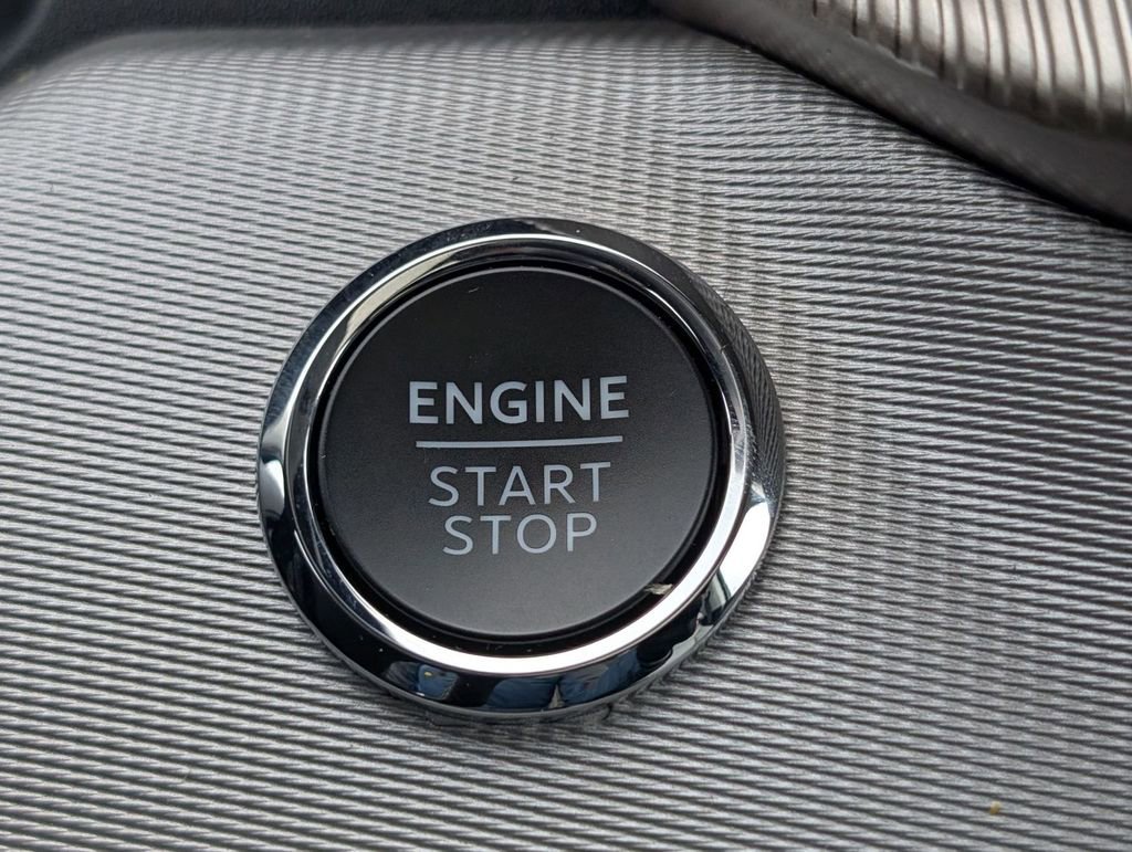 New 2025 Ford Explorer Active w/ Active Comfort Package image 43